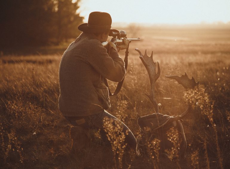 chasseur-fusil-cerf